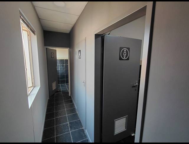 261M² OFFICE TO LET IN RANDJESPARK